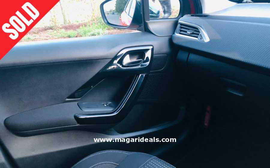 PEUGEOT 208 Cielo moonroof for Sale | Best Buy