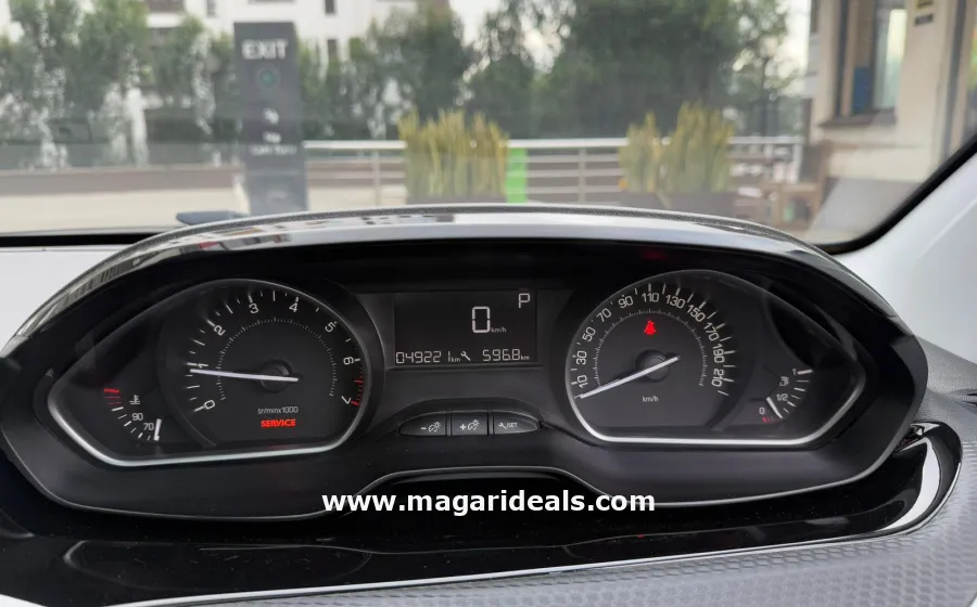PEUGEOT 208 Moonroof in Nairobi in Kenya for Sale | Magari Deals