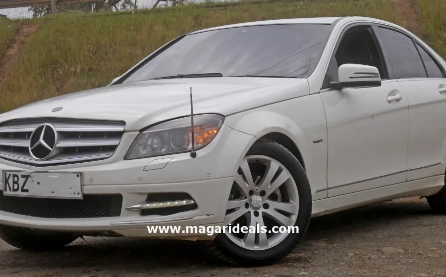 2009 Mercedes C200 in Kenya for Sale | Magari Deals