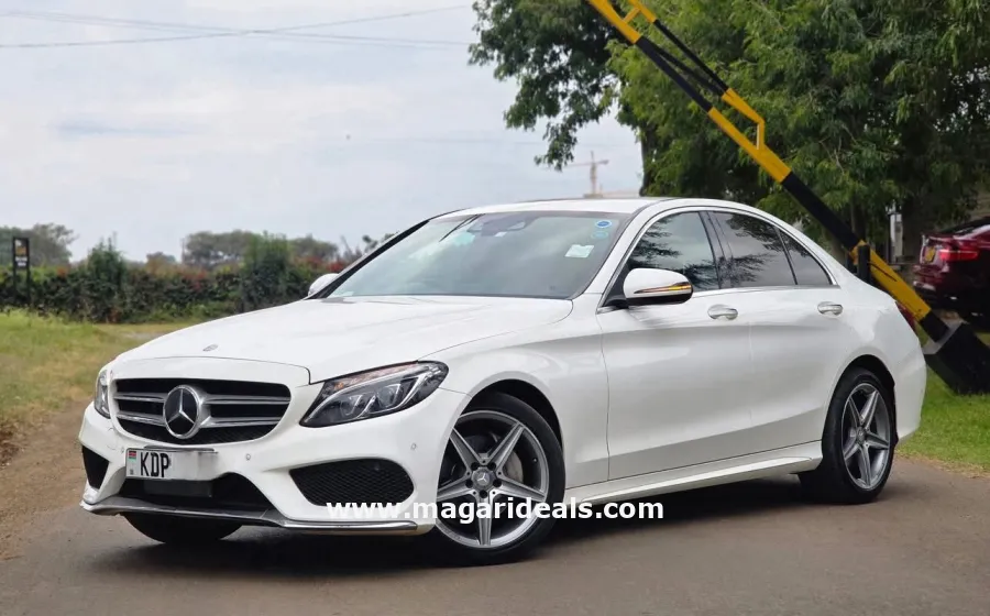 MERCEDES BENZ C200 2016 in Kenya for Sale | Magari Deals