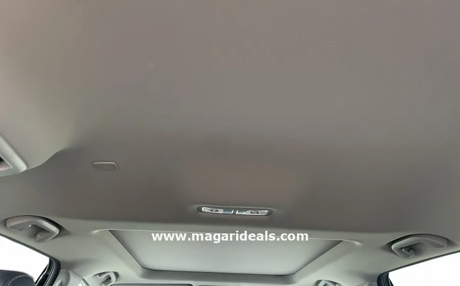 HONDA CR-V 4WD HYBRID EX MASTERPIECE W/SUNROOF in Kenya for Sale | Magari Deals