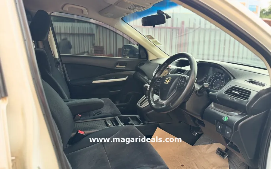 HONDA CR-V in Kenya for Sale | Magari Deals