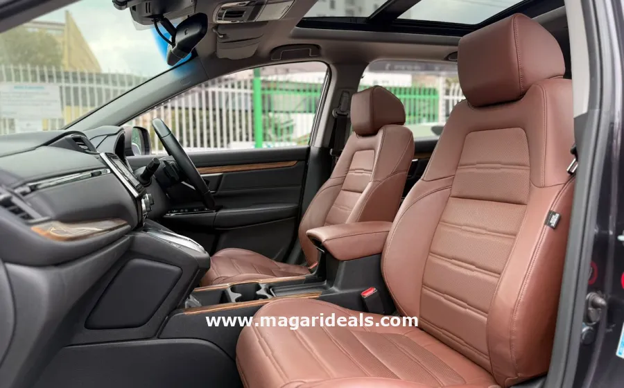 2018 HONDA CR-V in Kenya for Sale | Magari Deals