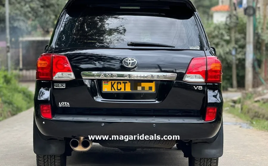 2012 TOYOTA LANDCRUISER V8 ZX in Kenya for Sale | Magari Deals