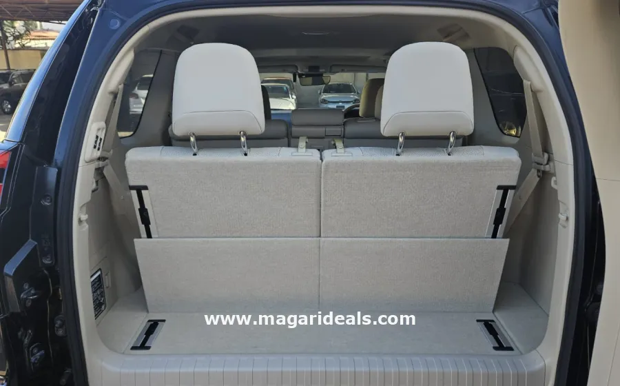 2018 Toyota Land Cruiser Prado TX-L in Kenya for Sale | Magari Deals