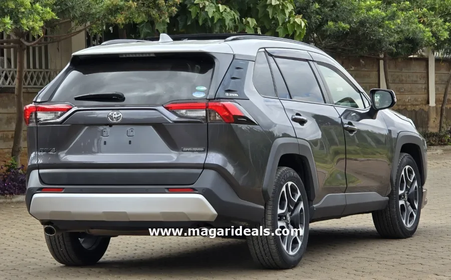 TOYOTA RAV-4 Adventure in Kenya for Sale | Magari Deals