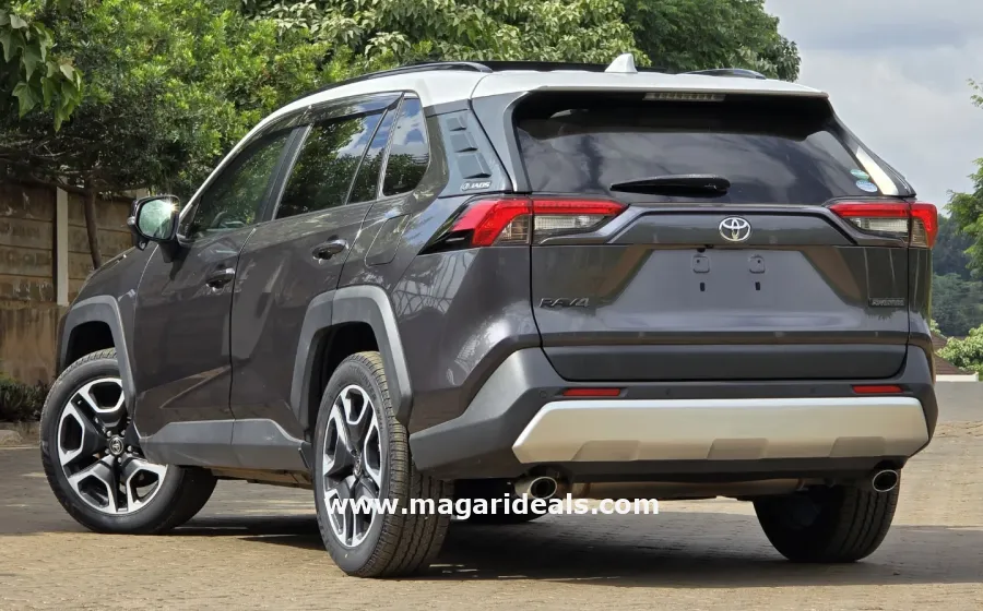 TOYOTA RAV-4 Adventure in Kenya for Sale | Magari Deals