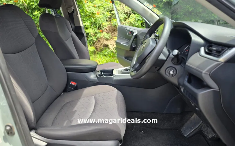 TOYOTA RAV-4 Adventure in Kenya for Sale | Magari Deals