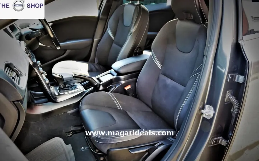 Volvo V40 T4 1600cc Petrol Kiambu Road in Kenya for Sale | Magari Deals