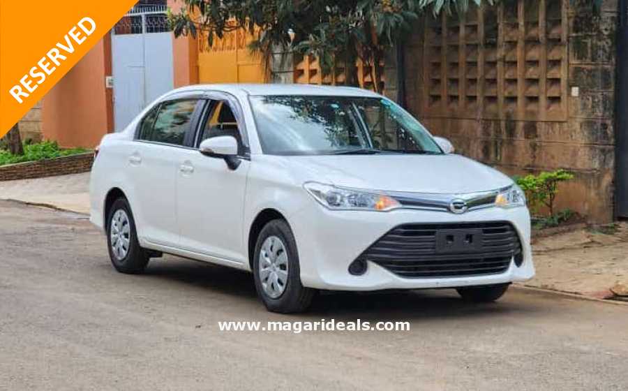 Toyota Corolla Axio for Sale | Best Buy