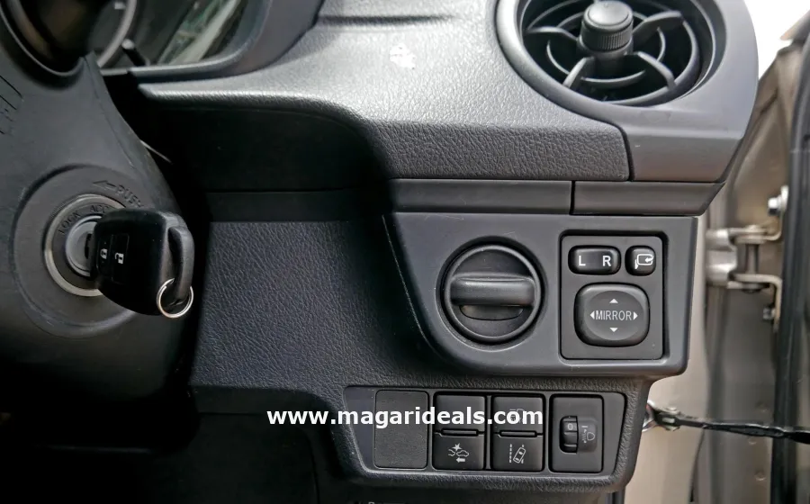 TOYOTA Corolla AXIO  in Kenya for Sale | Magari Deals