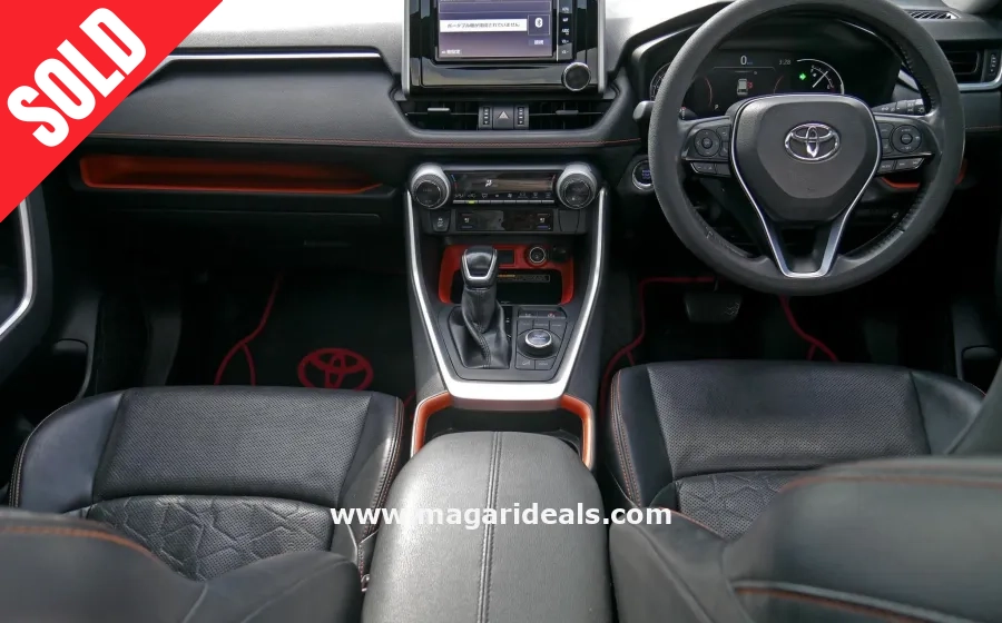 TOYOTA RAV-4 with SUNROOF in Kenya for Sale | Magari Deals