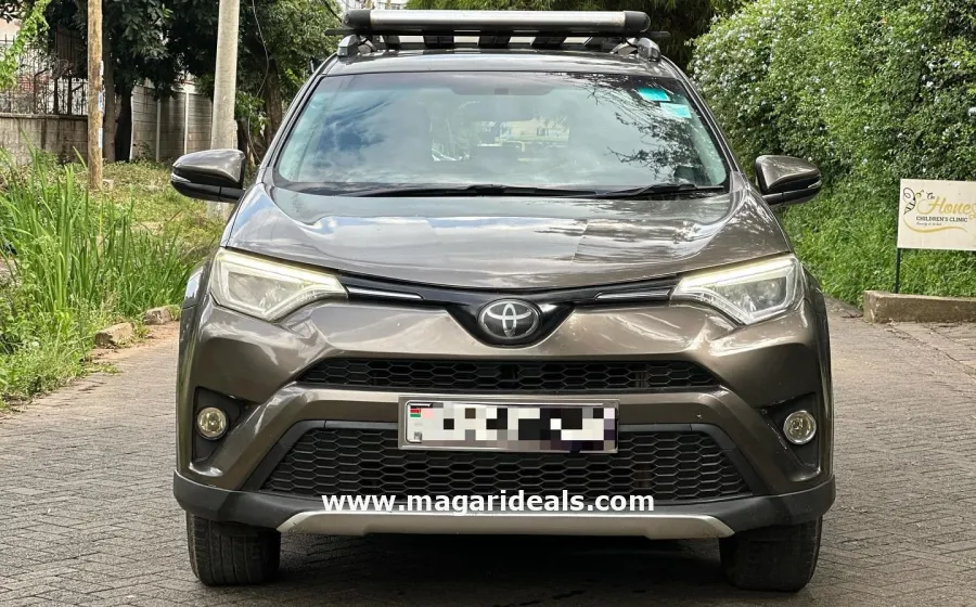 TOYOTA RAV-4 with SUNROOF in Kenya for Sale | Magari Deals