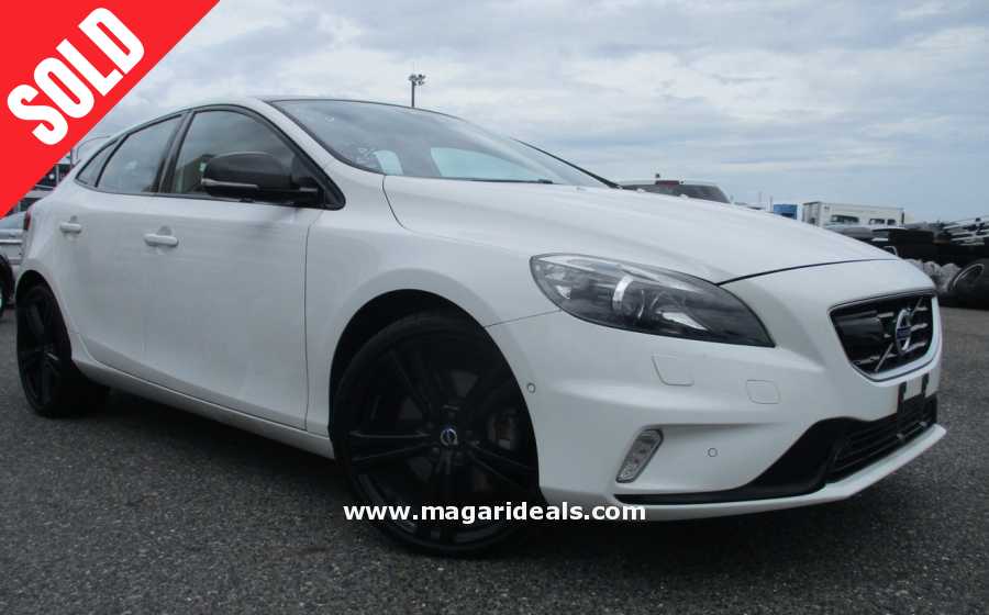 VOLVO V40 T5 R Design for Sale | Best Buy