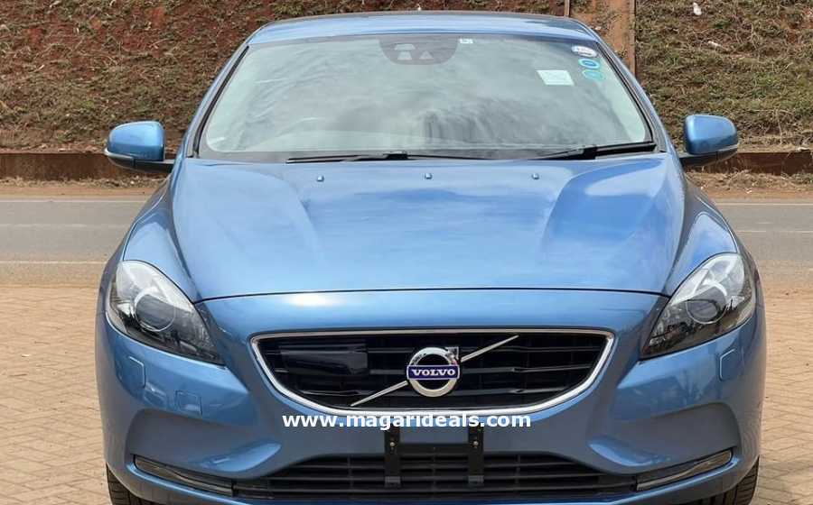 VOLVO V40 T3 for Sale | Best Buy