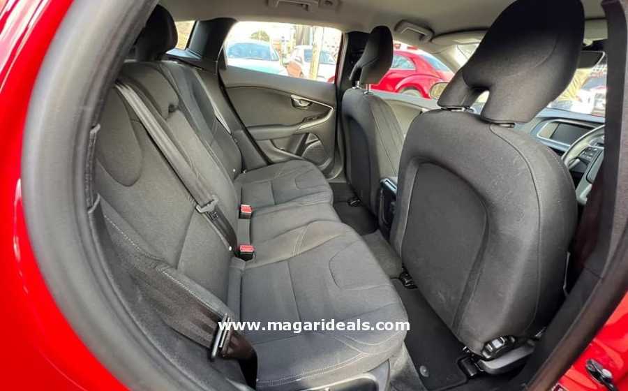 VOLVO V40 T3 for Sale | Best Buy
