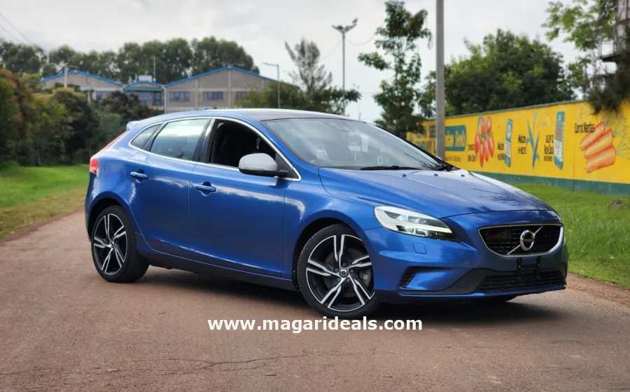 VOLVO V40 R-DESIGN T5 in Kenya for Sale | Magari Deals